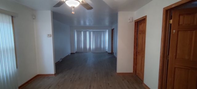 8940 S Bennett Avenue, Chicago, IL 60617