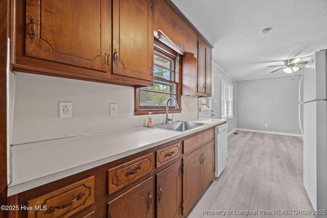 820 E Donaldson Avenue, Raeford, NC 28376