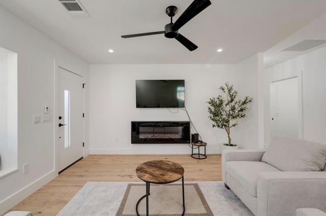 6308 Linda LN, Austin, TX 78723