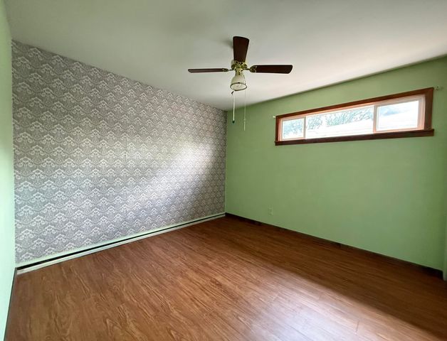 3352 Kenwood Street, Hammond, IN 46323