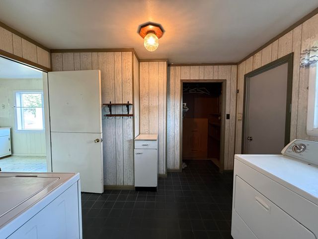 3352 Kenwood Street, Hammond, IN 46323