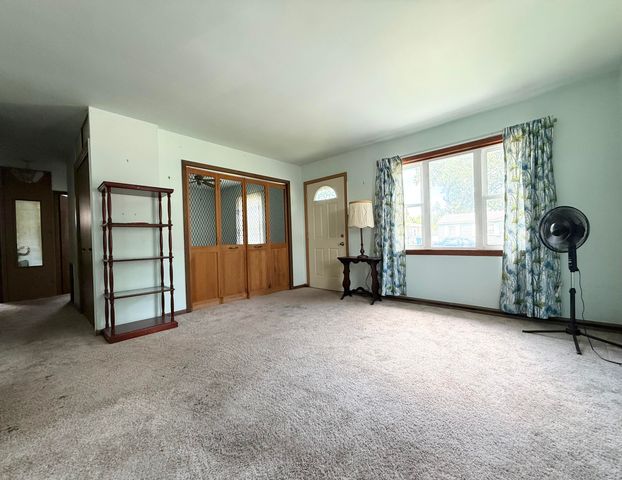 3352 Kenwood Street, Hammond, IN 46323