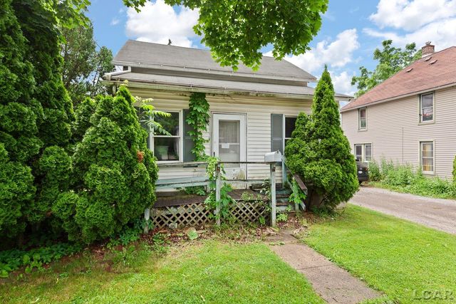 121 W Beecher Street, Adrian, MI 49221
