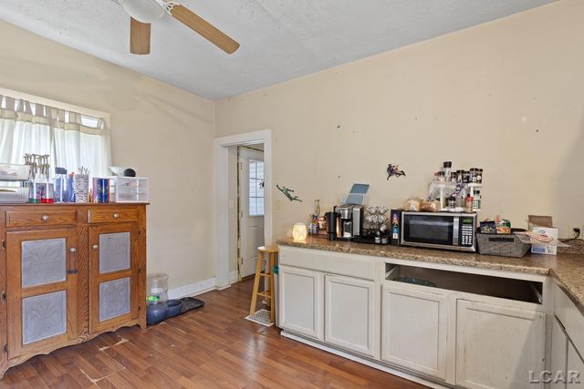 121 W Beecher Street, Adrian, MI 49221