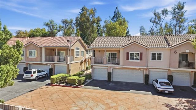 93 Kansas 602, Redlands, CA 92373