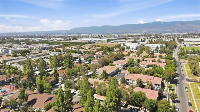 93 Kansas 602, Redlands, CA 92373