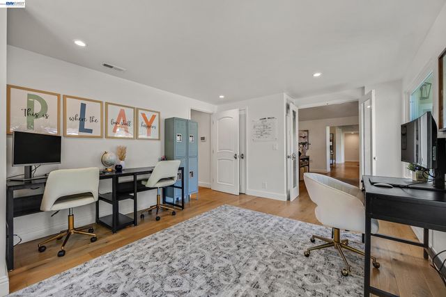 3144 Roundhill Rd, Alamo, CA 94507