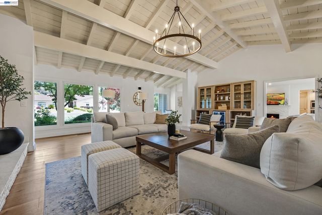 3144 Roundhill Rd, Alamo, CA 94507