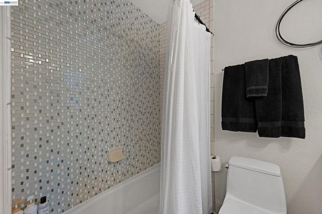 3144 Roundhill Rd, Alamo, CA 94507