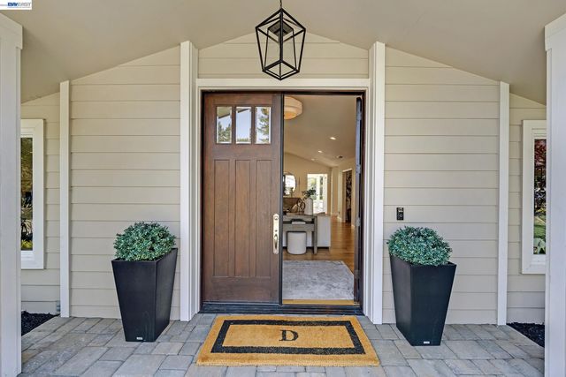 3144 Roundhill Rd, Alamo, CA 94507