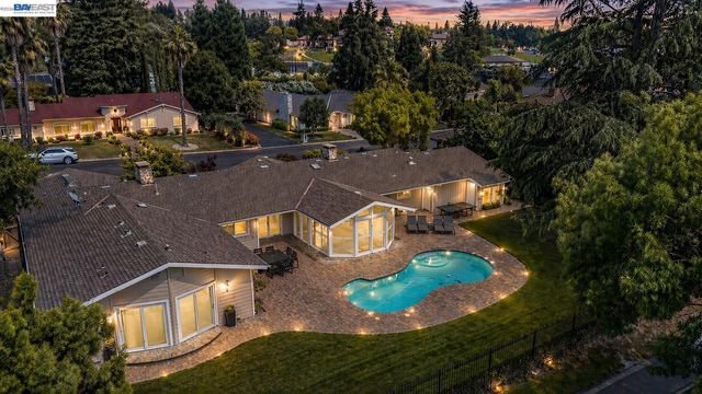 3144 Roundhill Rd, Alamo, CA 94507