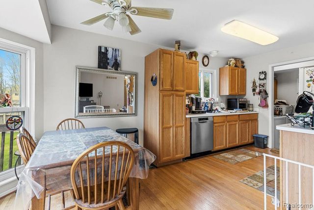 4713 Desert Bridge Court, Highland Charter Township, MI 48356