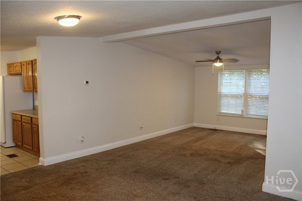 Image 11 of property listing at 2525 Cartertown Road, Richmond Hill, GA 31324