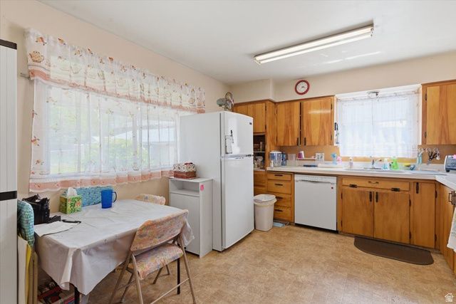 1677 S 75 E, Bountiful, UT 84010