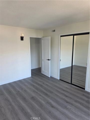 1034 El Camino, Costa Mesa, CA 92626