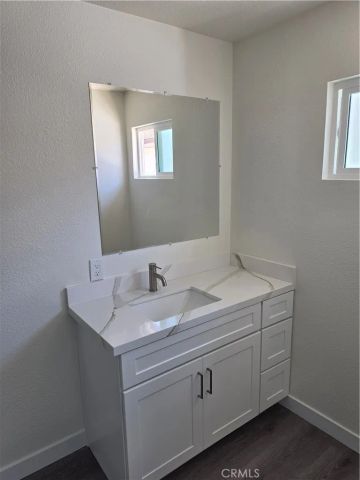 1034 El Camino, Costa Mesa, CA 92626