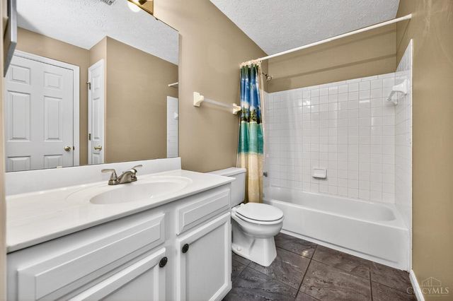 9450 Crockett Pass, West Chester, OH 45011