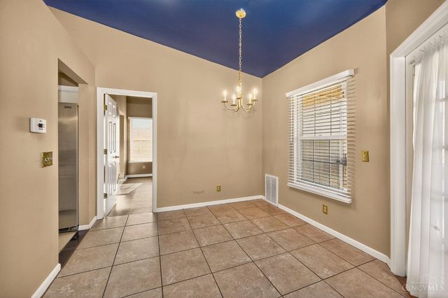 9450 Crockett Pass, West Chester, OH 45011