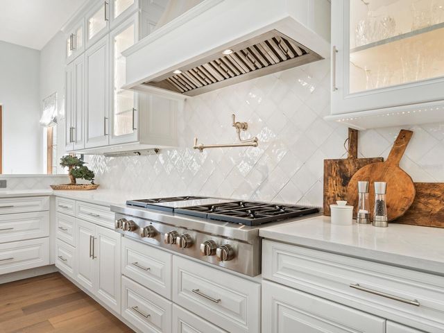 4205 HIGEL AVENUE, Sarasota, FL 34242