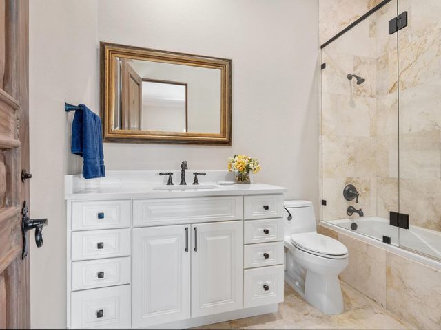 4205 HIGEL AVENUE, Sarasota, FL 34242