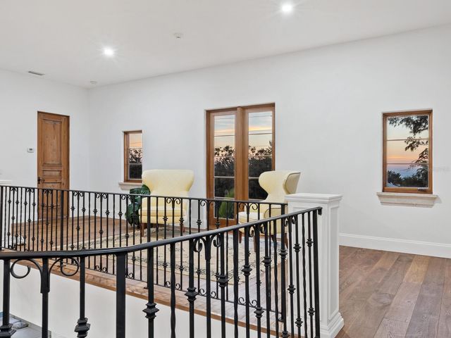 4205 HIGEL AVENUE, Sarasota, FL 34242