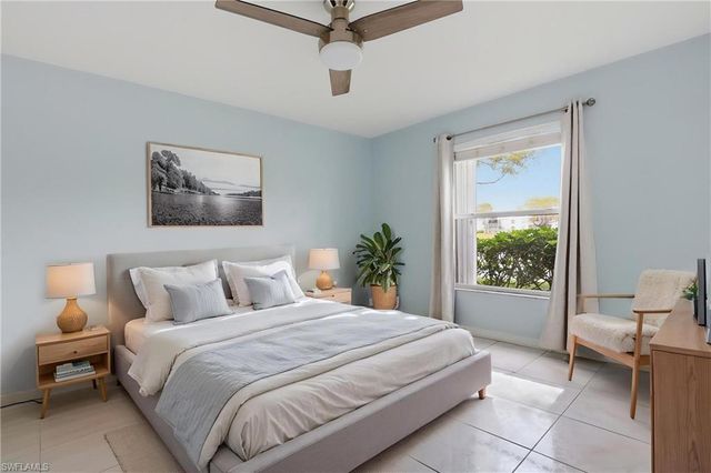 9580 Victoria LN A102, Naples, FL 34109