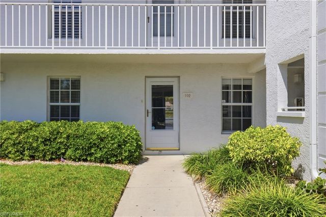 9580 Victoria LN A102, Naples, FL 34109