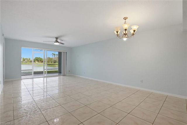 9580 Victoria LN A102, Naples, FL 34109