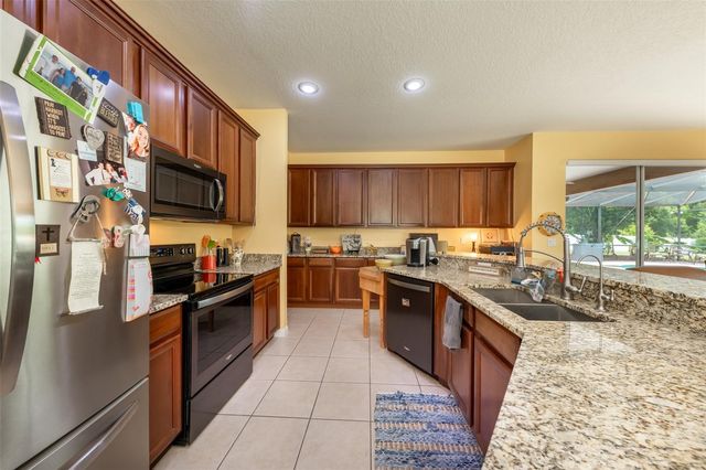 407 OSPREY LAKES CIRCLE, Oviedo, FL 32766