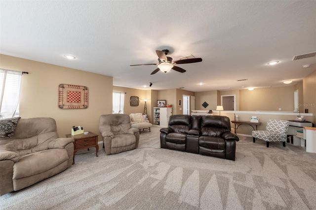 407 OSPREY LAKES CIRCLE, Oviedo, FL 32766