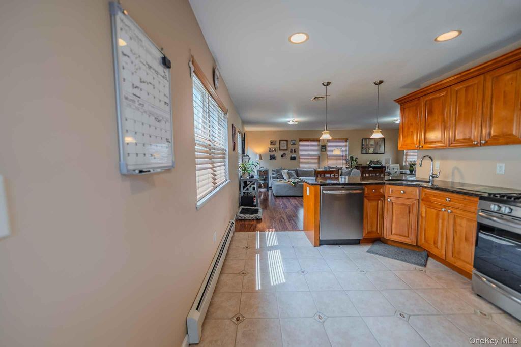 37 Louisiana Street, Long Beach, NY 11561 — photo 2