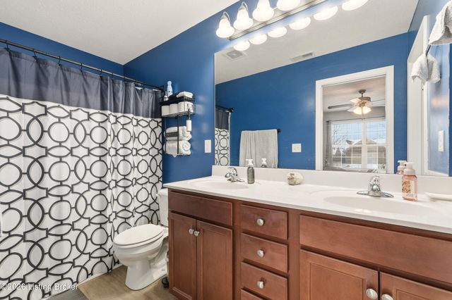 524 Golden Wing Rd, Mt Washington, KY 40047