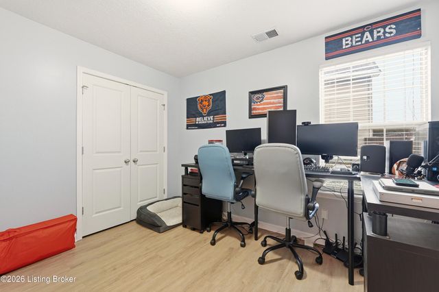 524 Golden Wing Rd, Mt Washington, KY 40047