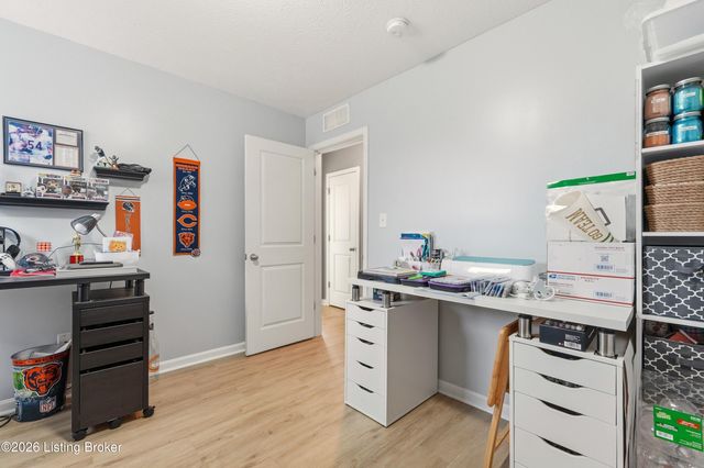 524 Golden Wing Rd, Mt Washington, KY 40047