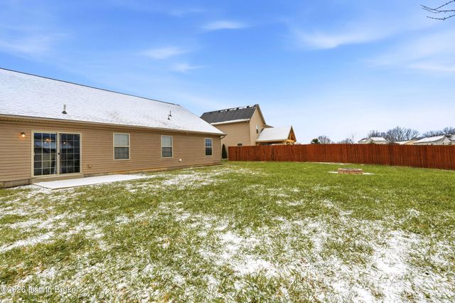 524 Golden Wing Rd, Mt Washington, KY 40047