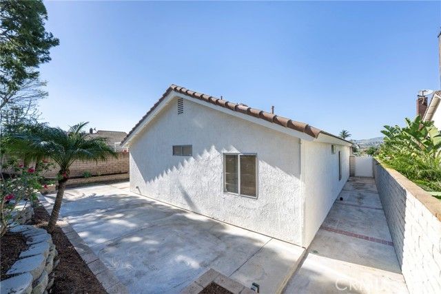 8496 East Meadowridge Street, Anaheim, CA 92808