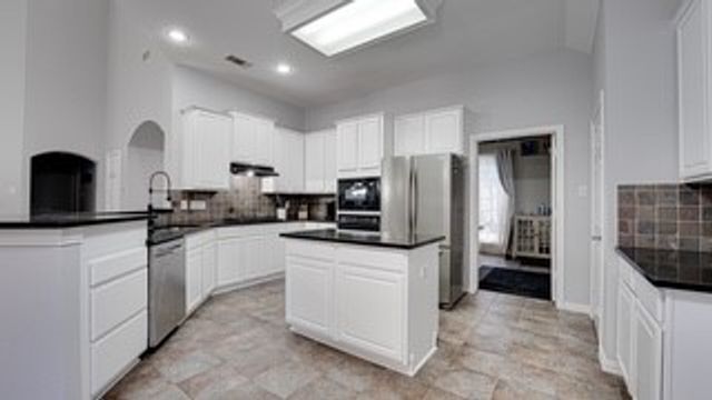 672 Channel Ridge Drive, Rockwall, TX 75087