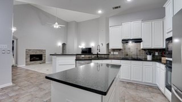 672 Channel Ridge Drive, Rockwall, TX 75087