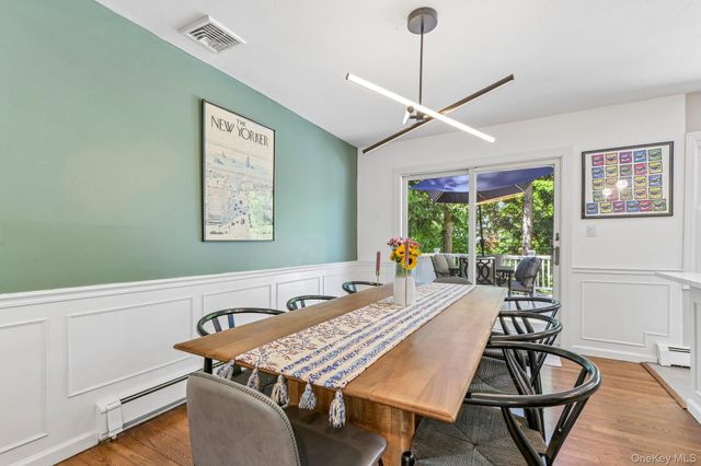 3 Walnut Place, Huntington, NY 11743