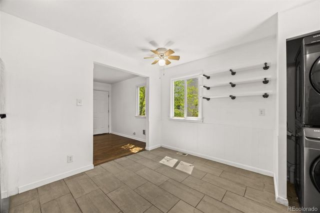 725 Kingston Street, Aurora, CO 80010