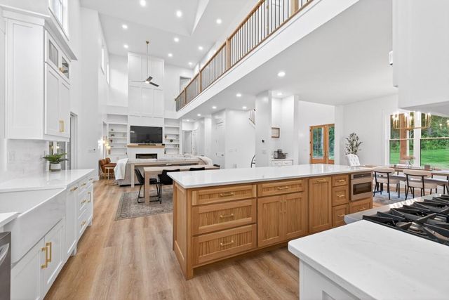 3180 Lee Drive, Buford, GA 30518