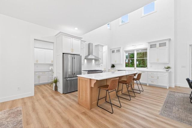 3180 Lee Drive, Buford, GA 30518