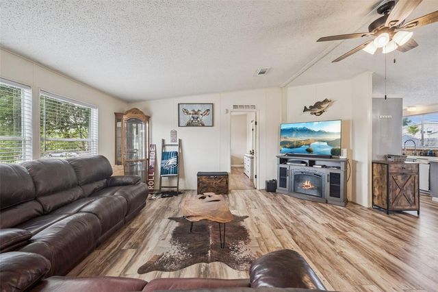 11411 BOBWHITE BOULEVARD, Leesburg, FL 34788