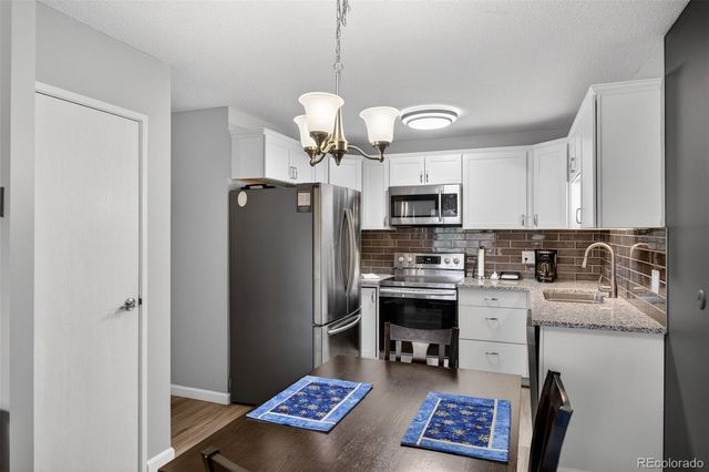 3124 S Wheeling Way 212, Aurora, CO 80014