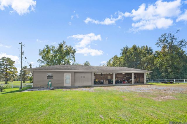43197 Cannon Rd, Gonzales, LA 70737