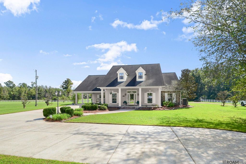 43197 Cannon Rd, Gonzales, LA 70737