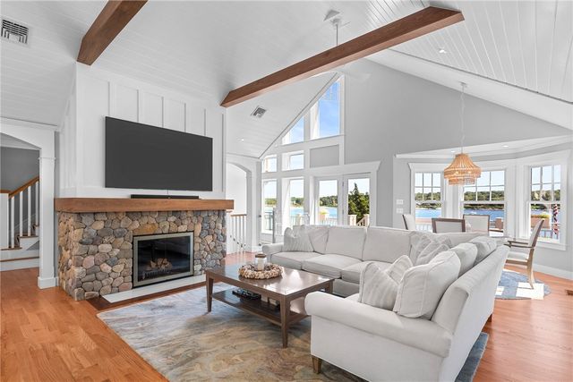 115 Beavertail Road, Jamestown, RI 02835