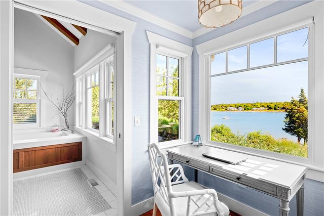 115 Beavertail Road, Jamestown, RI 02835