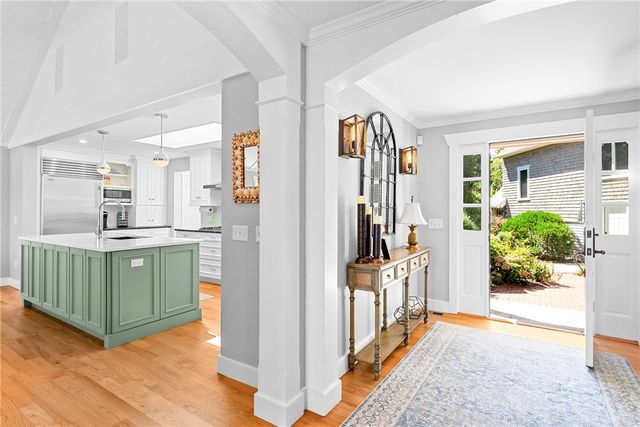 115 Beavertail Road, Jamestown, RI 02835