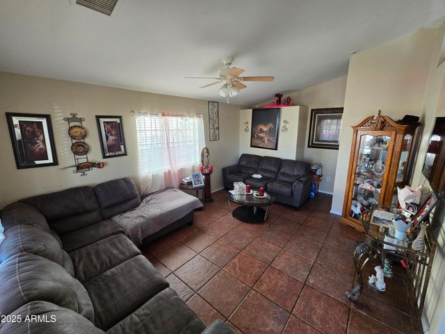 78 N TREKELL Road, Casa Grande, AZ 85122